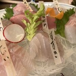 番屋ながさわ - お刺身盛り合わせ