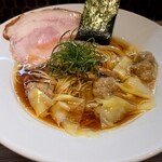麺屋 BISQ - 料理写真:わんたん鶏そば