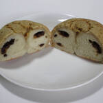 LALA BAGEL - 全粒粉チョコチップメロンパン