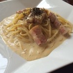 トーキョーストーリーカフェ - がっつりﾍﾞｰｺﾝのｶﾙﾎﾞﾅｰﾗ1,080円
