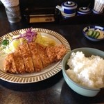 Mikuni - ランチのラースかつ定食