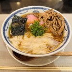 MENSHO - 醤油雲呑麺