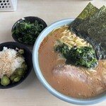 ラーメン 町田家 - 料理写真: