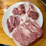 炭火ジンギスカン いい田屋 - 料理写真:四種盛り