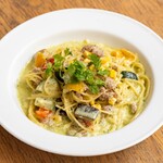 豚挽き肉と夏野菜のバジルクリーム