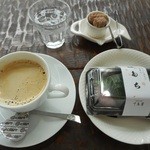 千鳥饅頭総本舗 呉服町本店 - 桜もち＆コーヒー