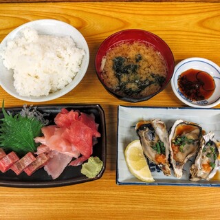三代目 田久保食堂_0