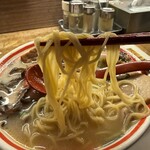 九州じゃんがららあめん - 