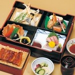 Shinobu Bento (boxed lunch)