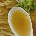中華そば 麺や食堂 本店 - 不思議なスープ   