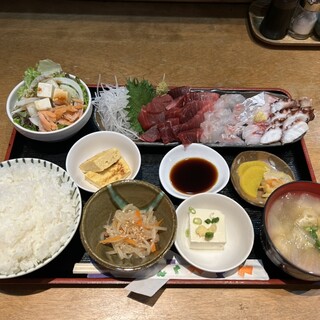 天然魚と七輪焼き 隠れ居酒屋 雑魚や_0