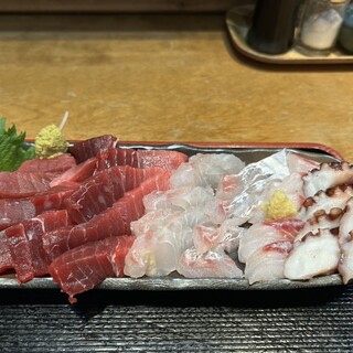 天然魚と七輪焼き 隠れ居酒屋 雑魚や_1
