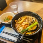 タムジャイ麻辣湯 - 香港マーラータンに米線の麺、具は280グラムの内容でこんな感じになります。