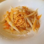 カーサ・デル・チーボ - タヤリン フランス産フレッシュホワイトアスパラ トリュフソース和え