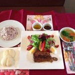 神人秀菜 - 牛ステーキ彩り野菜サラダセット