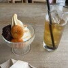 松華堂菓子店 - パフェセット1300 アイスほうじ茶