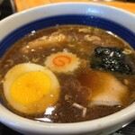 松戸中華そば 富田食堂 - つけ汁