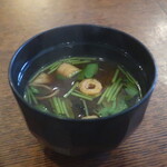 釜めし菜時記 さき亭 - 渦巻麩、わかめ、三つ葉のみそ汁