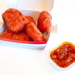 マクドナルド - 料理写真:スパイシーチキンマックナゲット(ホットチリガーリックソース)