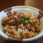 釜めし菜時記 さき亭 - 鶏そぼろ釜めし三膳目