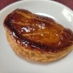 シャトレーゼ - 料理写真:プレミアムアップルパイ　421円