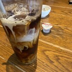 ポルスカフェ - ミルクをブレンド