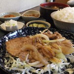 夢や - 「生姜焼き」
      