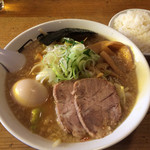 野方ホープ 目黒店 - 野菜ラーメン+たまご