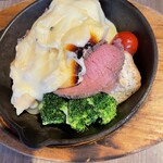 Cheese Meets Meat - 