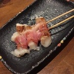 旬屋 - 餅ベーコンは息子の好物です。195円です。