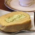 夢や - ランチのデザート・ロールケーキ