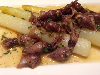 アジアンビストロDai - ホワイトアスパラガスとホタルイカのコンフィ