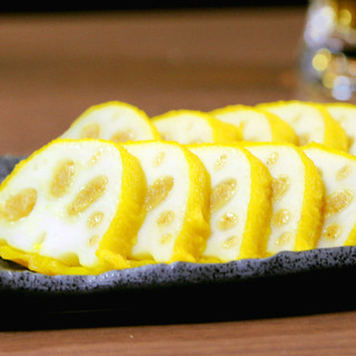 お酒にピッタリな一品料理や郷土料理も充実☆