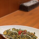 タンドールバル カマル2号 - サーグパニール　ほうれん草と自家製チーズのカレー