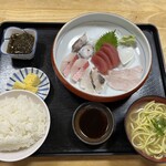 美ちゅら - 刺身定食 1,800円