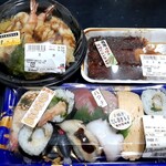 寿司丸忠 - 料理写真:寿司(1098円+税)、天丼(698円+税)、みそ串カツ(390円+税)