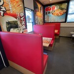 横浜家系ラーメン 本多家 - 店内