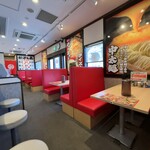 横浜家系ラーメン 本多家 - 店内