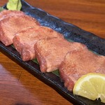 炭火焼肉ぐら - 
