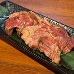 炭火焼肉ぐら - 