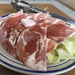 新正食堂 - 冷凍の羊肉　