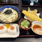 資さんうどん - 料理写真: