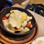 Cheese Meets Meat - 