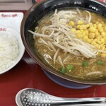くるまやラーメン - 料理写真: