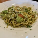 伊・食・旬 イガッタ - 海老とアボカドのジェノベーゼ