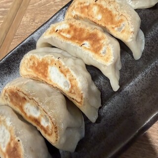 肉汁餃子のダンダダン_0
