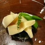 利庵 - 新筍の炊いたもの春ワカメと 