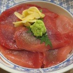 磯丸水産 - まぐろ丼（税込630円）