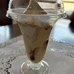 ミニストップ - ドリンク写真:なめらかプリンカフェ(450円税別)