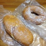 Pan Koujou - 揚げドーナツ　各90円